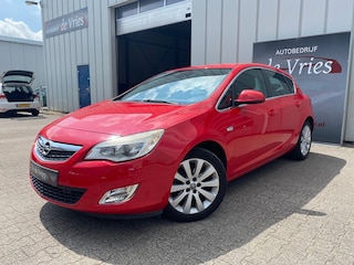 Opel Astra 1.6 Sport 5-Drs. Automaat / Clima / Cruise / Navi / Camera / Trekhaak / Stoelverw.