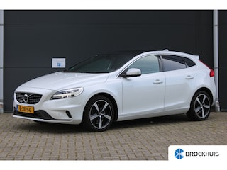 Volvo V40 1.5 T3 Polar+ Sport / Camera / Panoramadak / Navigatie / Stoelverwarming / PDC V+A / Alcantara / Keyless /