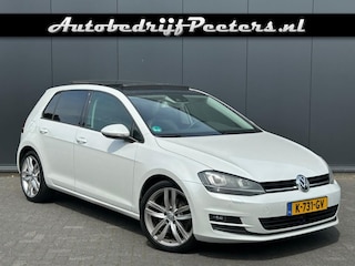 Volkswagen Golf 1.4 TSI Highline P-dak ACC Camera Xenon Standkachel Stoelmassage