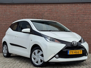 Toyota Aygo 1.0 VVT-i x-play