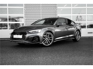 Audi A5 Sportback 35 TFSI S edition Competition | Assistentiepakket Driving + Parking | Zwart optiek | 19" Automaat | Audi soundsystem | Audi virtual cockpit plus | Matrix-ledkoplampen met Audi-laserlicht, ledachterlichten, lichtanimatie, dynamische knipperlichten | Bekleding Leder/stof "Sequenz"