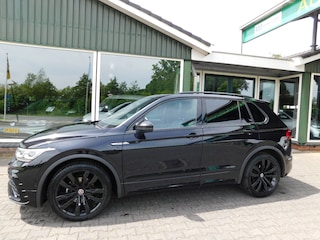 Volkswagen Tiguan 1.5TSI 150PK R-lINE!1e eigenaar! All-in Prijs! Tre