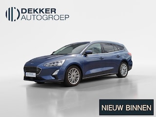 Ford Focus Wagon 1.0 EcoBoost Titanium - Winter Pack - Trekhaak - Driver Assistance