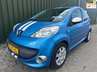 Peugeot 107 1.0-12V XS Nieuwe APK
