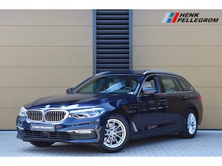 BMW 5-serie Touring 520i High Executive * Massage stoelen * Trekhaak * Stoelventilatie * Panorama dak * Leder * LED *