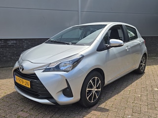 Toyota Yaris 1.0 VVT-i Connect, Apple carplay & Android auto