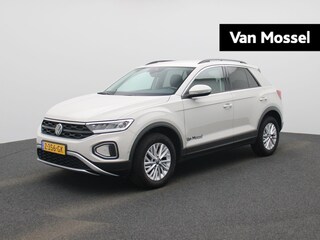 Volkswagen T-Roc 1.0 TSI Life | Navigatie | Draadloze Apple Carplay | Adaptieve cruise control | Travel Assist | LED verlichting |