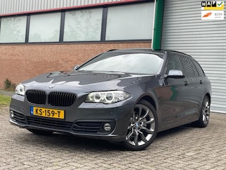 BMW 5-serie Touring 520D EXE PANO Shadowline Aut