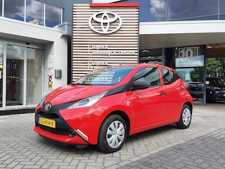 Toyota Aygo X-FUN 5-DEURS AIRCO BLUETOOTH EL-RAMEN 5-DRS NL-AUTO
