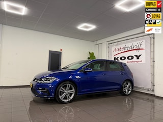 Volkswagen Golf 1.5 TSI R-Line * Automaat / Panoramadak / Virtual cockpit / 19" LM Velgen *