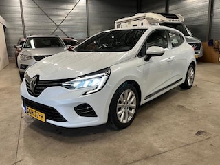 Renault Clio 1.0 TCe Intens Automaat groot navigatie