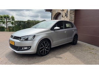 Volkswagen Polo 1.4-16V Comfortline 86 Pk NAP Airco/Cruise Control/Bluetooth/17 Inch/Navigatie/Elekt Ramen/Elekt Ramen/Apk 04-2026