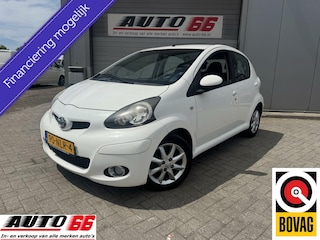 Toyota Aygo 1.0-12V Dynamic Navigator 5 drs AIRCO