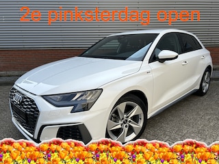 Audi A3 Sportback 30 TFSI | S Line | Automaat | Stoelverwarming | CarPlay | Virtual Cockpit |