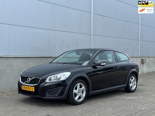 Volvo C30 2.0 Kinetic CLIMA|NAVI|CRUISE|TREKHAAK|APK|NAP|