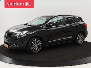 Renault Kadjar 1.2 TCe Bose | 1e eigenaar | 62.500km NAP | Automaat | Camera | Trekhaak | Navigatie | Keyless | Full LED | Half leder | Dodehoek detectie | Climate control | Bluetooth