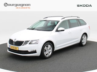Skoda Octavia Combi 1.5 TSi 150 Pk Automaat Business Edition | Climate Controle | Navigatie | Stoelverwarming | 16 Inch | Privacy Glass | Trekhaak | 115.850 Km!!