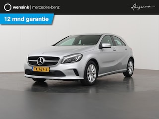Mercedes-Benz A-klasse 180 Ambition | Stylepakket | Acteruitrijcamera | Navigagtie | Sportstoelen |