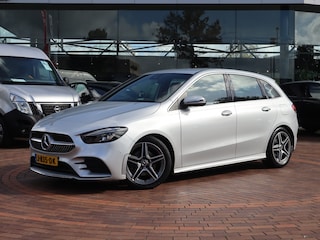Mercedes-Benz B-klasse 180 Business Solution AMG