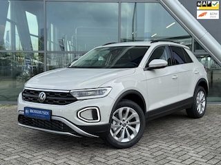 Volkswagen T-Roc 1.5 TSI Life Annieversay Model 150pk Automaat / Camera / Stoel-Stuur verwarming / IQ Light
