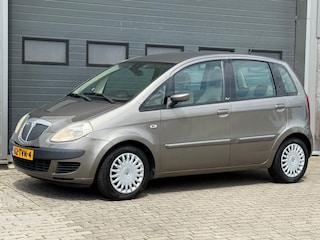 Lancia Musa 1.4-16V Oro Automaat Clima Cruise Pdc Leuke auto!