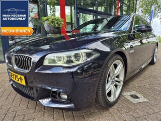 BMW 5-serie Touring 520d M Sport Edition | Navi | Wegkl. Trekhaak | Lederen bekleding | ECC | PDC + Camera | LM velgen