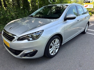 Peugeot 308 SW 1.2 PureTech Allure / Xenon / LED / Navi / Trekhaak