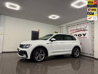 Volkswagen Tiguan 1.4 TSI ACT R-Line * Automaat / Panoramadak / 360° Camera / 19" LM Velgen / NL Auto *