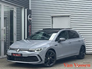 Volkswagen Golf 1.5 eTSI Blackstyle 3X R-Line|Pano|IQ Light|Sfeer|Camera|Carplay|ACC|150PK