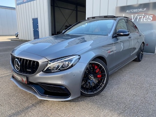 Mercedes-Benz C-klasse 63 S 510PK / Schaal stoelen / Panoramadak / Carbon / Keyless