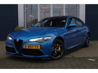 Alfa Romeo Giulia 2.0 T AWD Veloce | 280PK | Pano | Sportuitlaat | Camera | Keyless | Cruise Control | Memory | Carplay | Stoel+Stuurverwarming