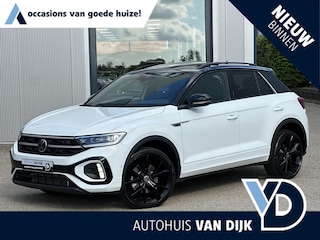 Volkswagen T-Roc 1.5 TSI R-Line Business | Pano-Dak/IQ Light/19"/Virtual Cockpit/Carplay/Navi