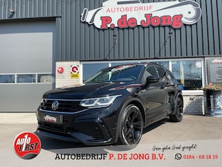 Volkswagen Tiguan 1.5 TSI R-LINE, Black pakket, Carplay, Acc, Blis, Sfeerverlichti