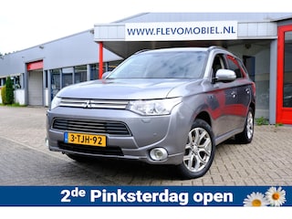 Mitsubishi Outlander 2.0 PHEV Instyle Aut. Xenon|Pano|Leder|Navi|Cam