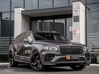 Bentley Bentayga 4.0 V8 Azure EWB / Warranty / Naim / Full option