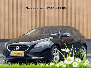 Volvo V40 1.6 D2 | Handel/Export | Airconditioning | Lichtmetaal 16'' |Cruise Control | Multifunctioneel Stuurwiel | Radio/Navigatie |