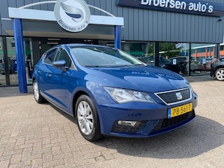 Seat Leon 1.0 EcoTSI 115PK Style Business Intense met Smartlink, P.SensV+A en AllSeason banden