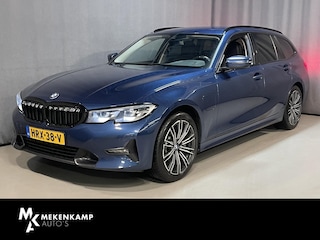 BMW 3-serie Touring 330e xDrive Sport Line 18"/Keyless/Sportstoelen + memory/Stoel + stuurverwarming/PDC/Apple Carplay & Android Auto