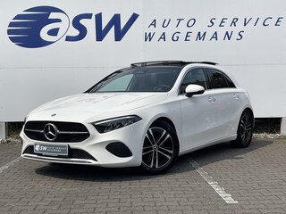 Mercedes-Benz A-klasse 180 Luxury Line | Facelift | Pano | Ambiente | Camera | CarPlay | LED | Keyless | DAB+