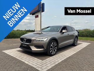 Volvo V60 2.0 T5 AWD Pro