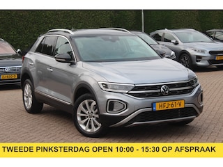 Volkswagen T-Roc 1.5 TSI Life Edition / Trekhaak / Navigatie / Parkeerhulp V+A / 17'' / Virtual Cockpit / LED Koplampen / DAB / Stoelverwarming / ACC