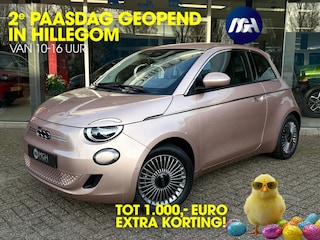 Fiat 500 La Prima 42 kWh | Camera | Carplay | Cruise control | Stoelverwarming |