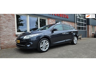 Renault Mégane Estate 2.0 Dynamique Automaat! Trekhaak! Nette Auto! 140PK! Leer! Airco! Cruise Control!