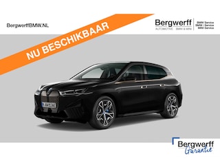 BMW iX xDrive50 - Luchtvering - Integral Active Steering - Driving Ass Prof - Pano