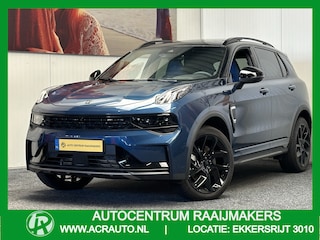 Lynk & Co 01 1.5 ZWARTE HEMEL 50 STUKS OP VOORRAAD ! VOL OPTIES ! 360 CAMERA ADAPTIVE CRUISE CONTROL PANORAMA SCHUIF/KANTELDAK APPLE CARPLAY/ANDROID RIJSTROOKSENSOREN ZEER MOOI !! 3010