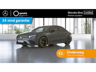 Mercedes-Benz A-klasse 180 AMG Line | Multibeam | 19" lichtmetalen velgen | Night | Lederen bekleding | Sfeerverlichting | Stoelverwarming |
