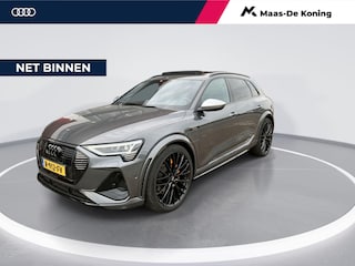 Audi e-Tron S 507pk Quattro 95 kWh · Panoramadak · Luchtvering · Camera · Trekhaak · Elek. Achterklep · Apple/Android Car Play · Navi · 23'' Inch ·