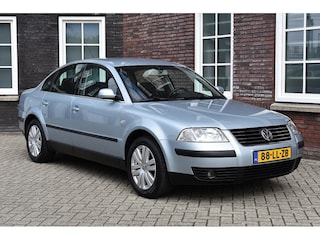 Volkswagen Passat 2.3 V5 Comfortline