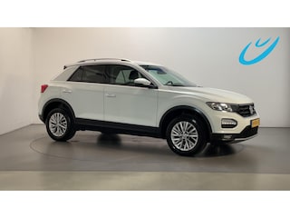 Volkswagen T-Roc 1.5 TSI 150pk DSG Style Business Virtual Cockpit Navigatie Camera Stoelverwarming