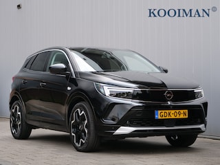 Opel Grandland 1.2 Turbo 130pk Ultimate AUTOMAAT 19 inch / Apple Carplay / LED-koplampen / Comfortstoelen